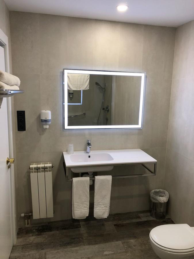 Hotel Valjunco Valencia de Don Juan Kültér fotó
